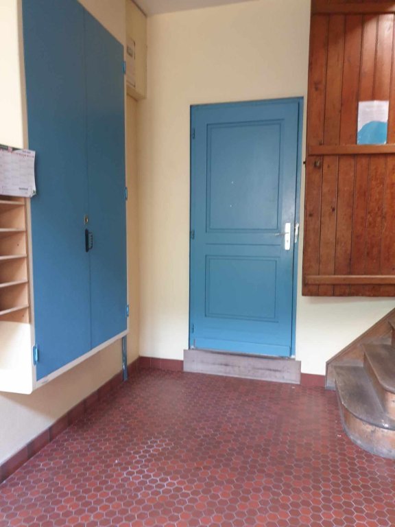 Immeuble de rapport 6 logements: 4 studios et 2 T2 A VENDRE - ST OMER - 248 m2 - 260000€