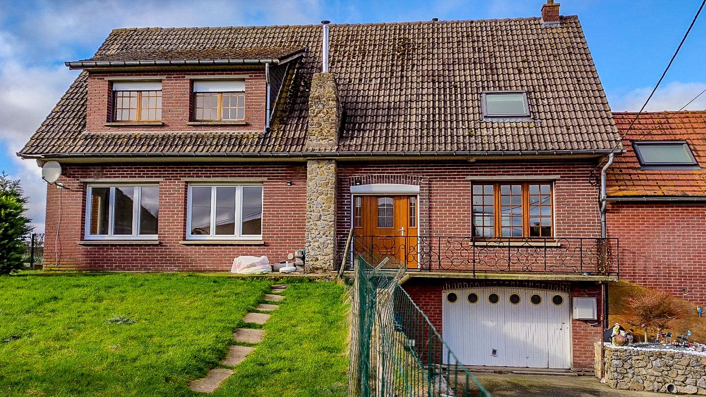 maison semi mitoyenne - DOHEM - 172 m2 - VENDU