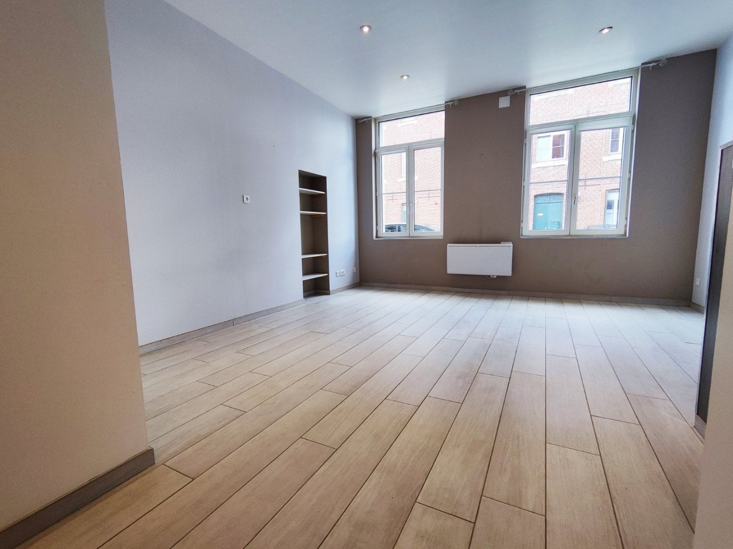 Maison de ville separe en deux appartements - AIRE SUR LA LYS - 128 m2 - VENDU