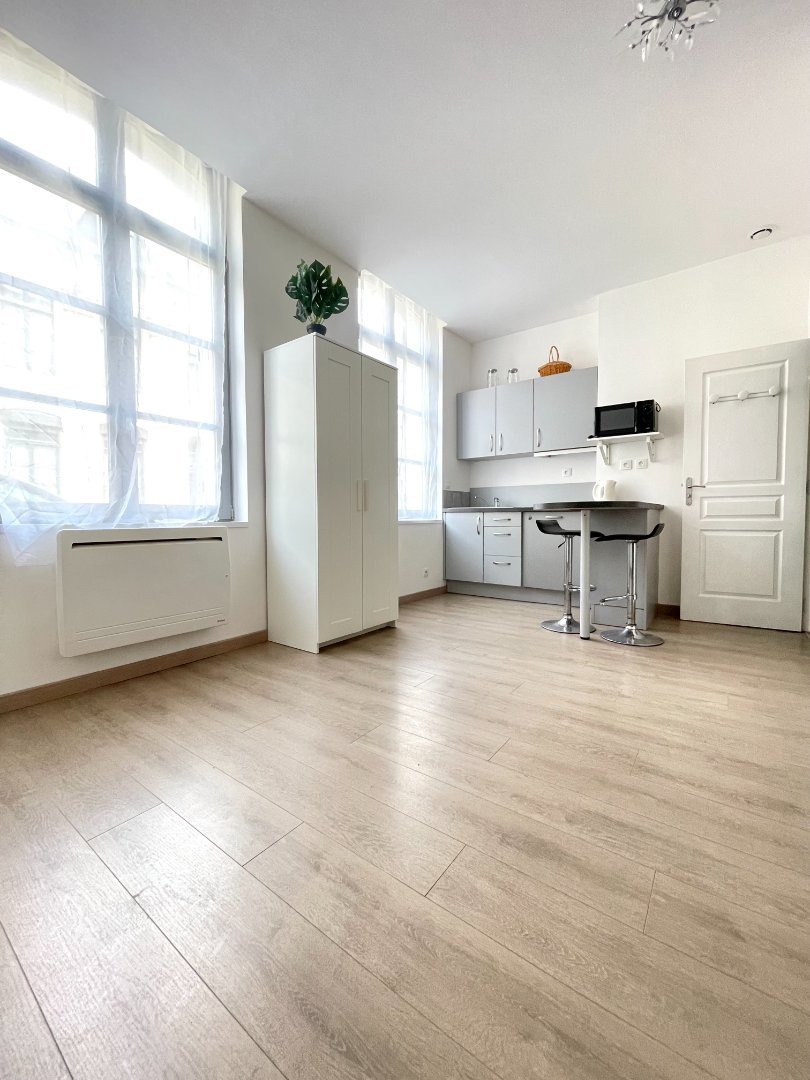 STUDIO EN RDC A VENDRE - ST OMER - 22.35 m2 - 66000€