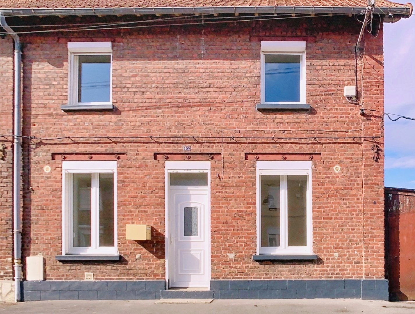 Semi-mitoyenne A VENDRE - ISBERGUES - 82 m2 - 116000€