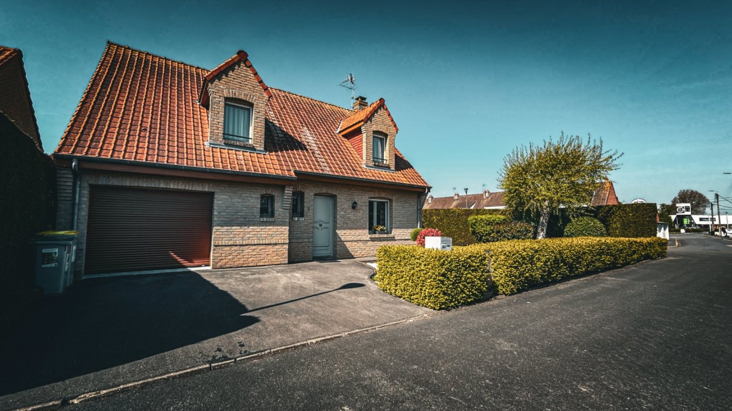 Maison traditionnelle brique - ST MARTIN LEZ TATINGHEM - 115 m2 - VENDU