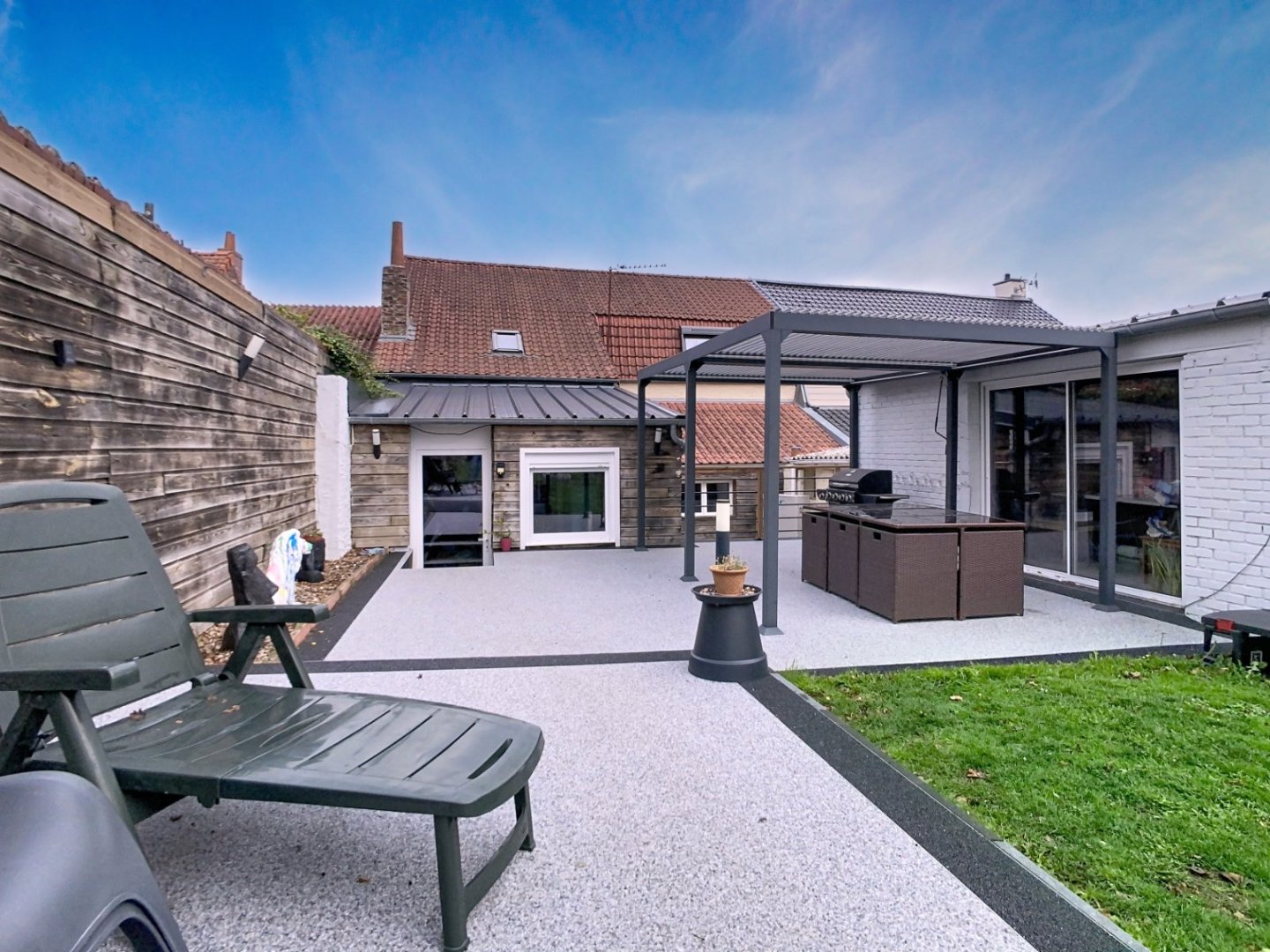 Mitoyenne A VENDRE - AUCHEL - 113 m2 - 168 000 €
