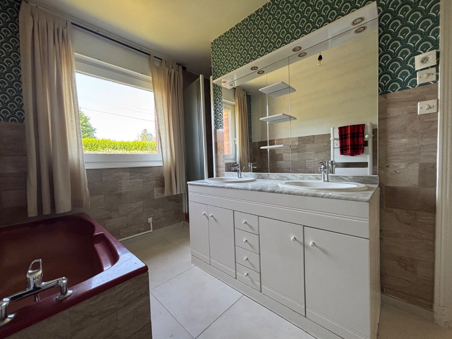 MAISON - RECQUES SUR HEM - 177 m2 - VENDU