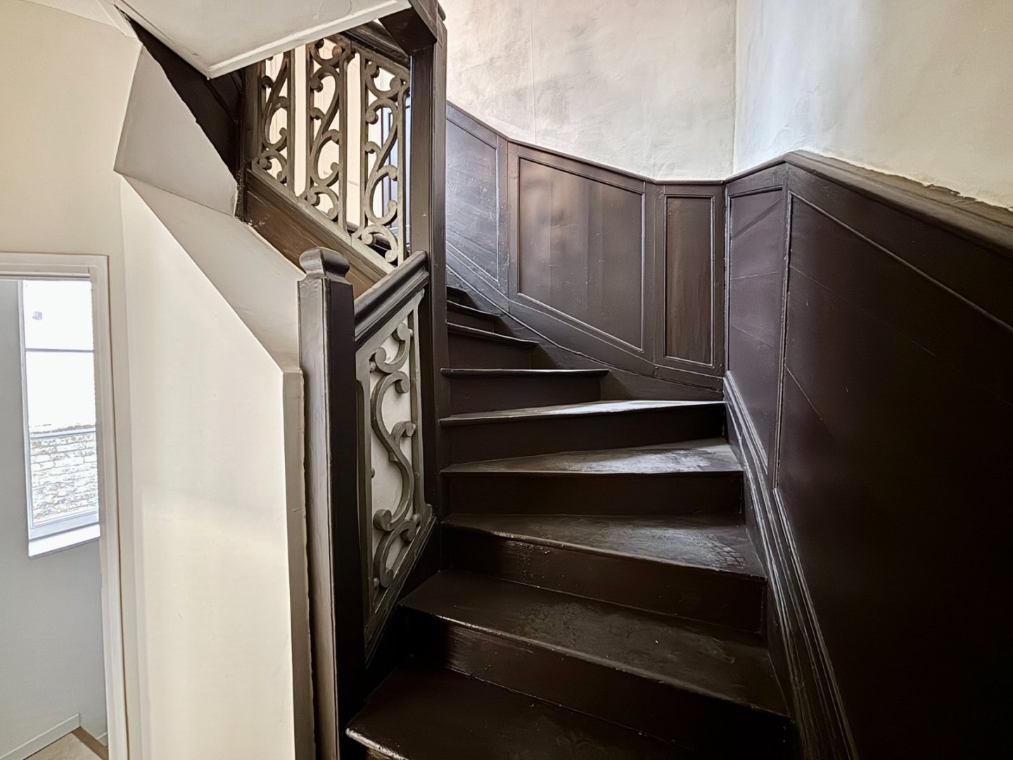 APPARTEMENT T4 A LOUER - ST OMER - 141 m2 - 840 € charges comprises par mois