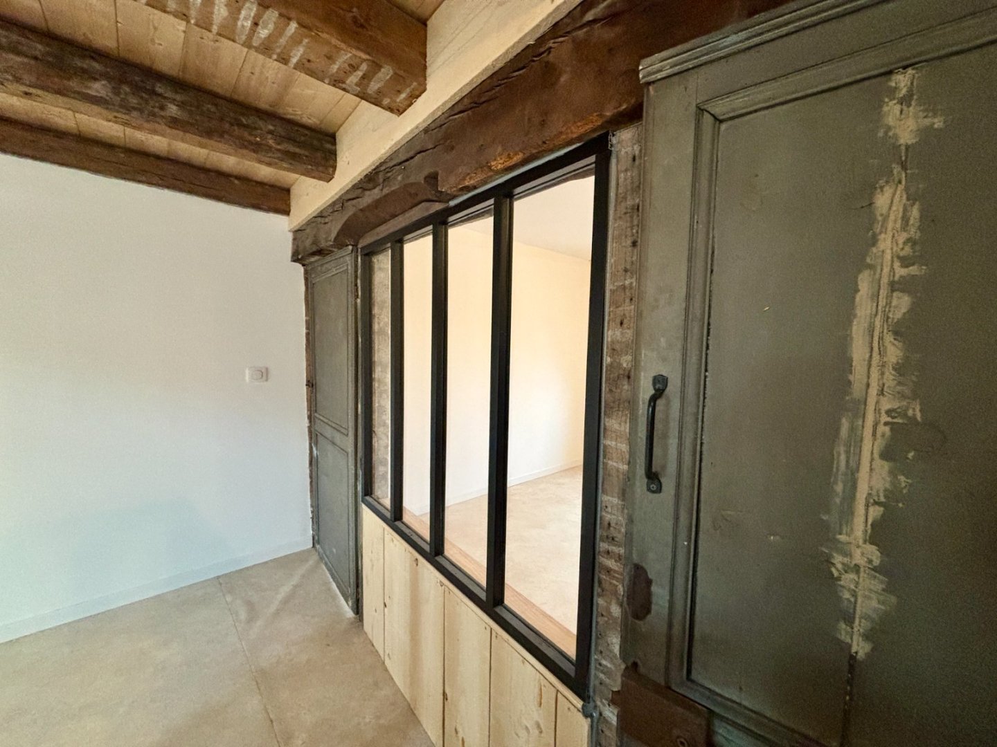 APPARTEMENT T4 A LOUER - ST OMER - 141 m2 - 840 € charges comprises par mois